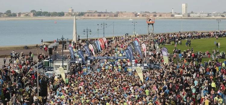 Thousands of runners taking part in the Great South Run along the Southsea seafront